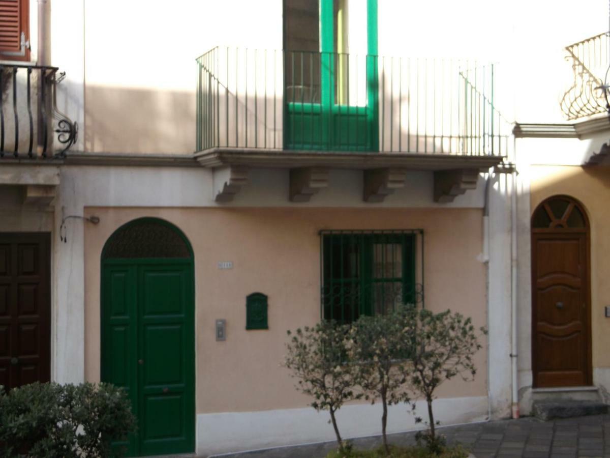 Villa Centrostoricolipari Extérieur photo